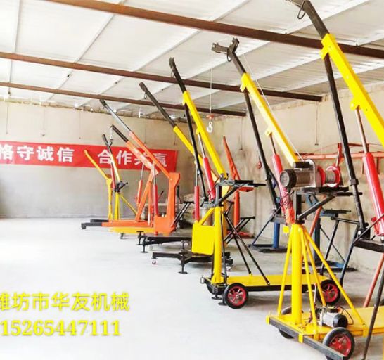 點(diǎn)擊查看詳細(xì)信息<br>標(biāo)題：裝車卸貨用小吊機(jī) 閱讀次數(shù)：2677
