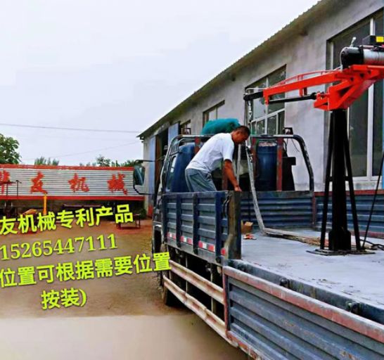 點(diǎn)擊查看詳細(xì)信息<br>標(biāo)題：車載小吊機(jī)  液壓小吊機(jī) 閱讀次數(shù)：3004