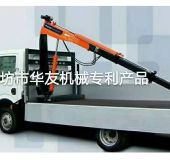 點(diǎn)擊查看詳細(xì)信息<br>標(biāo)題：車載小吊機(jī)  液壓小吊機(jī) 閱讀次數(shù)：3236